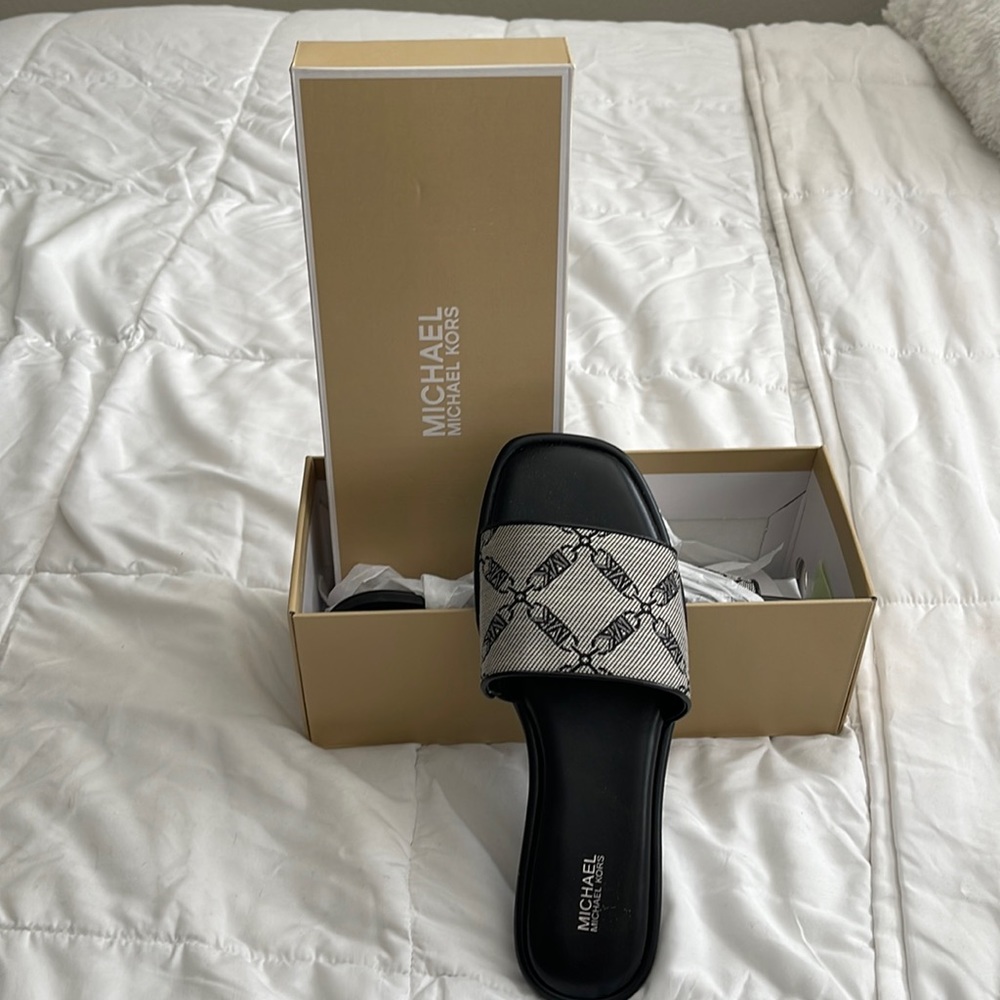 Michael Kors Hayworth Slides
